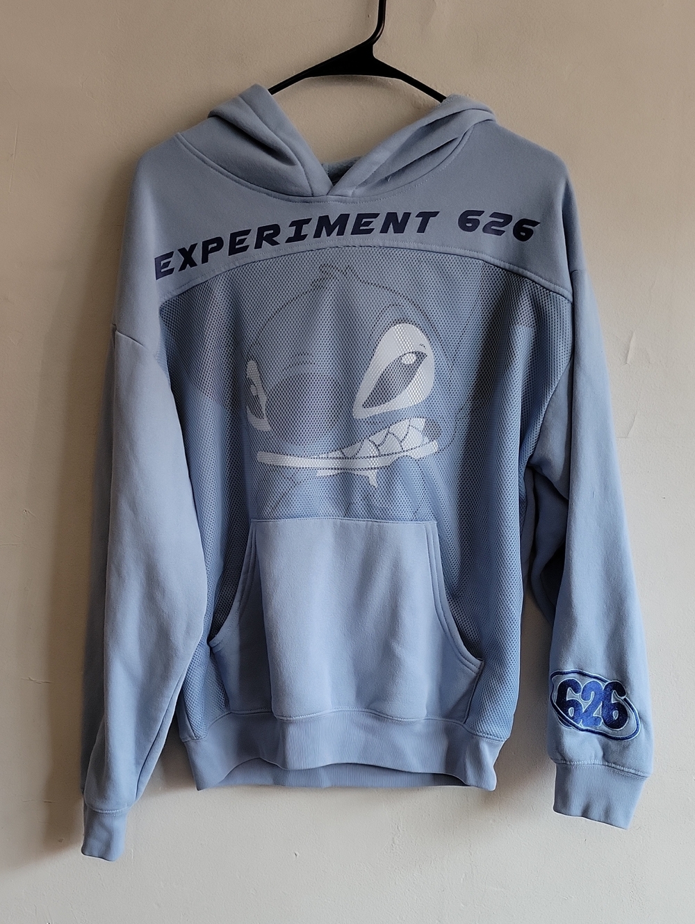Men's medium unisex Disney blue 'Experiment 626' Stitch hoodie w/mesh panel